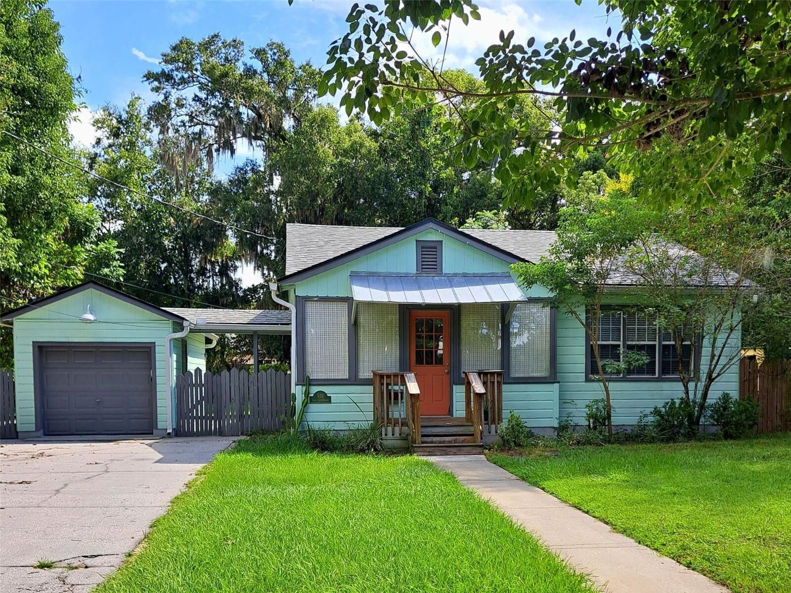 Property Photo: 533 Lake Como Cir FL 32803