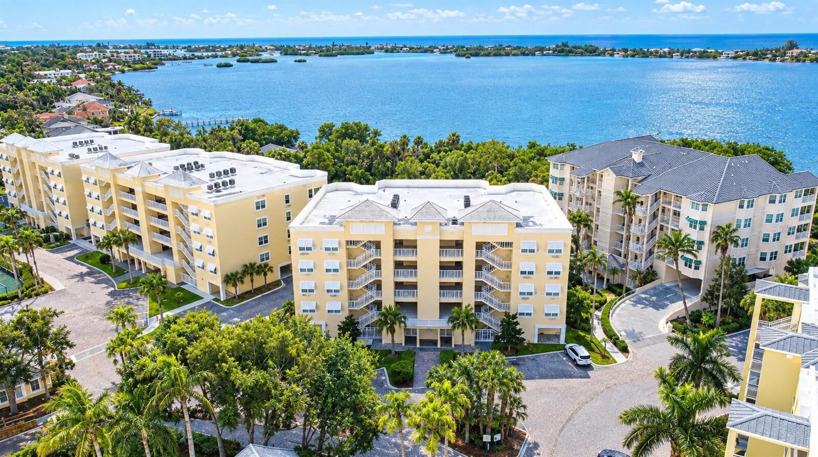 Property Photo: 250 Hidden Bay Drive 302 FL 34229