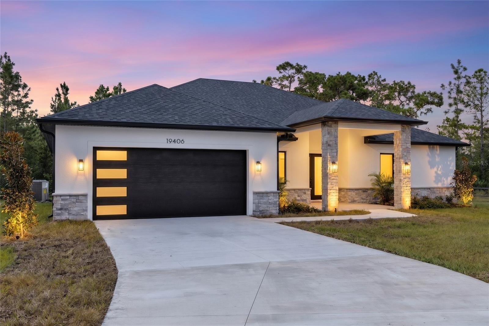 Property Photo:  19406 Palmland Street  FL 32833 