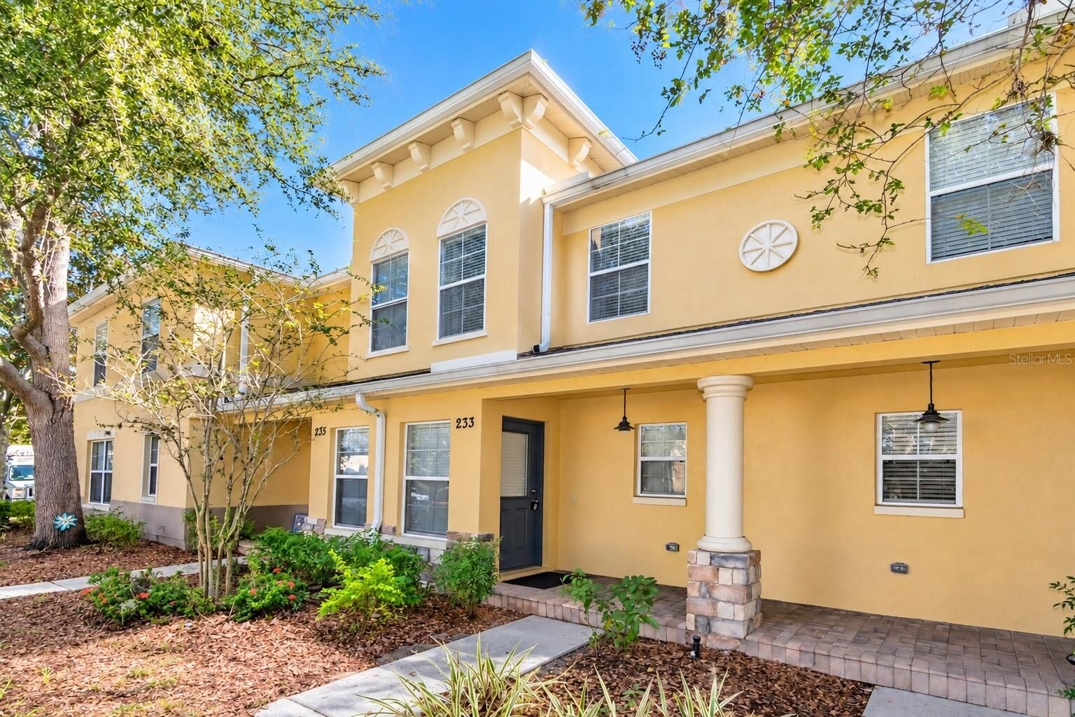Property Photo:  233 Penmark Stone Place  FL 33594 