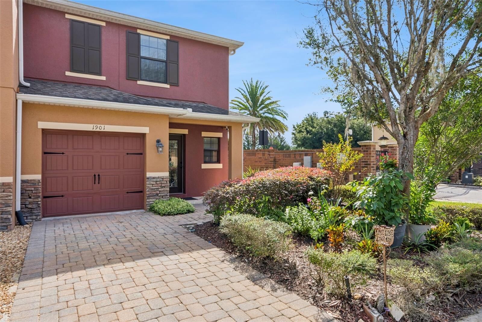 Property Photo:  1901 Glen Mist Cove  FL 32750 