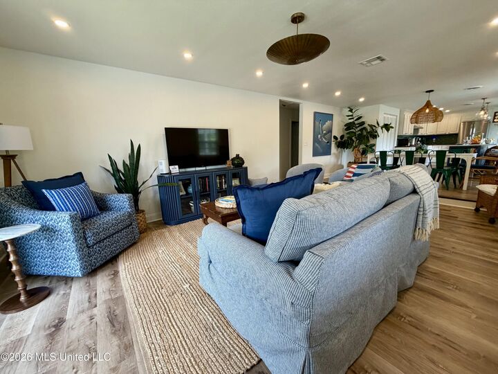Property Photo:  253 Market Street  MS 39571 