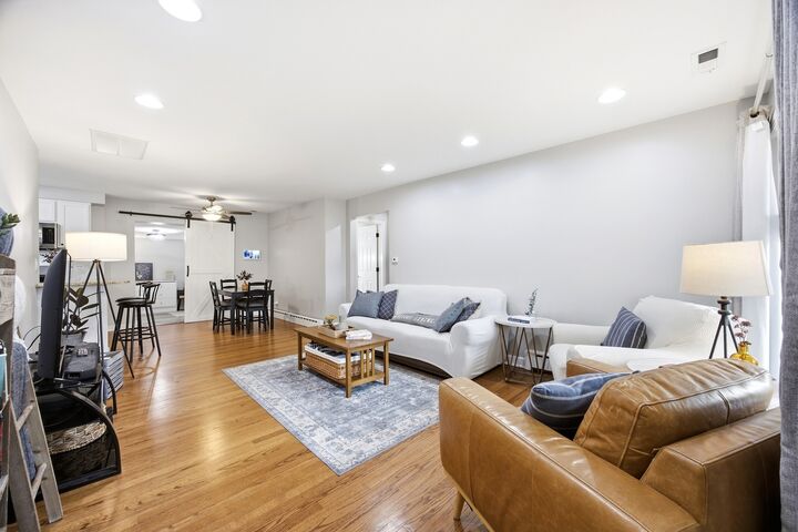 Property Photo:  345 E Palatine Road  IL 60067 