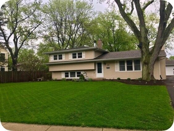 Property Photo: 340 Sycamore Drive IL 60540