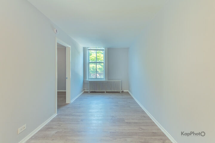 Property Photo:  3001 S Haynes Court 2M  IL 60608 