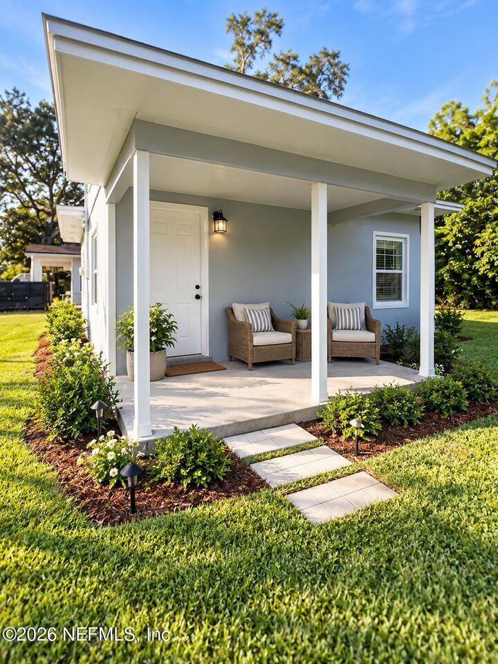 Property Photo: 3846 Bunnell Drive FL 32246