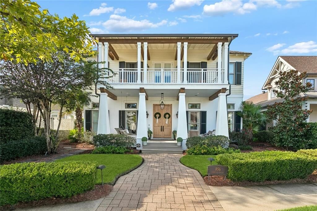 Property Photo: 856 Chretien Point Avenue LA 70433