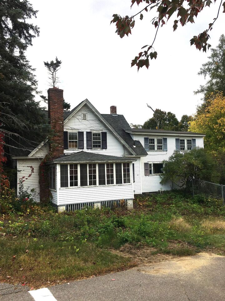 Property Photo:  436 Elm Street  NH 03246 