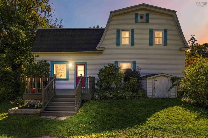 Property Photo:  12063 Peggys Cove Road  NS B0J 3T0 