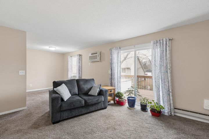 Property Photo: 3 Somerset Drive MN 55387