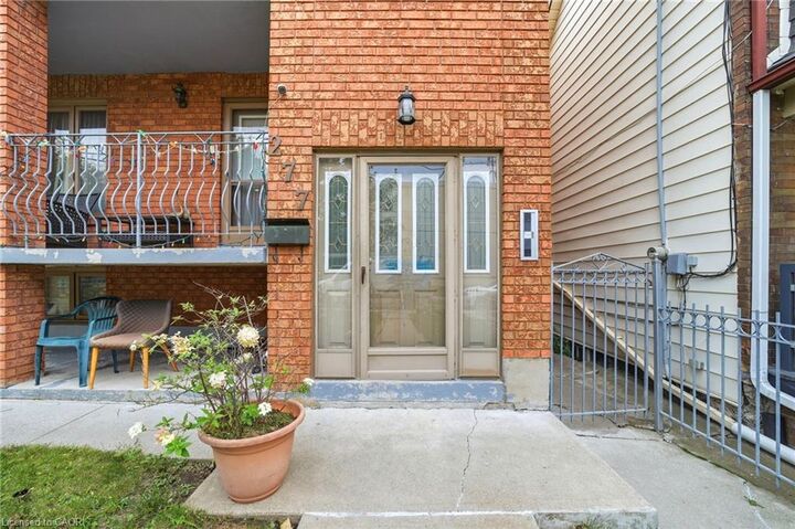 Property Photo: 277 Harvie Avenue ON M6E 4L1