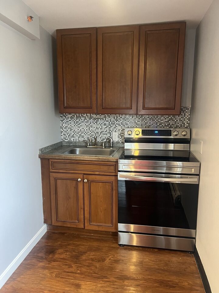 Property Photo: 80 Pleasant St. 2 MA 01930
