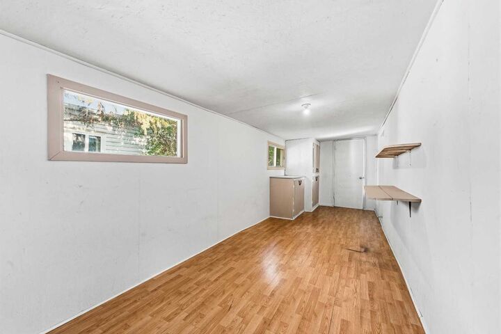 Property Photo:  831 2nd Avenue 10  AB T0J 0B0 