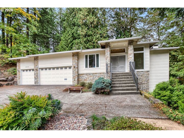 Property Photo:  4403 W Burnside Rd  OR 97210 