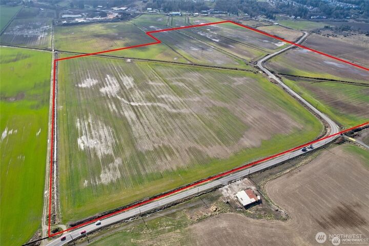 Property Photo: 6910 Marsh Road WA 98296