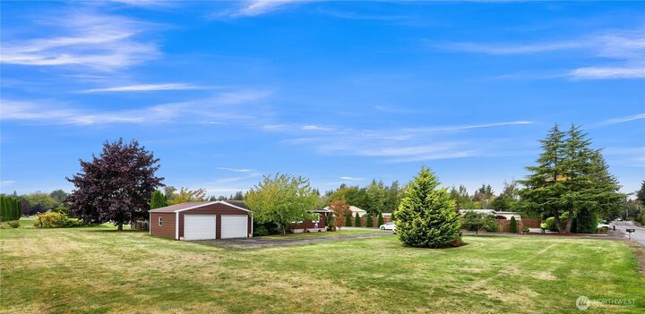 Property Photo:  5823  Northwest Drive  WA 98248 