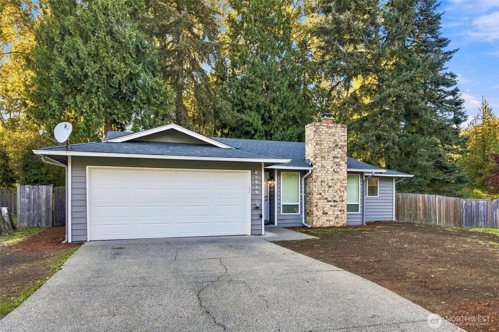 Property Photo: 27539 43rd Avenue S WA 98001