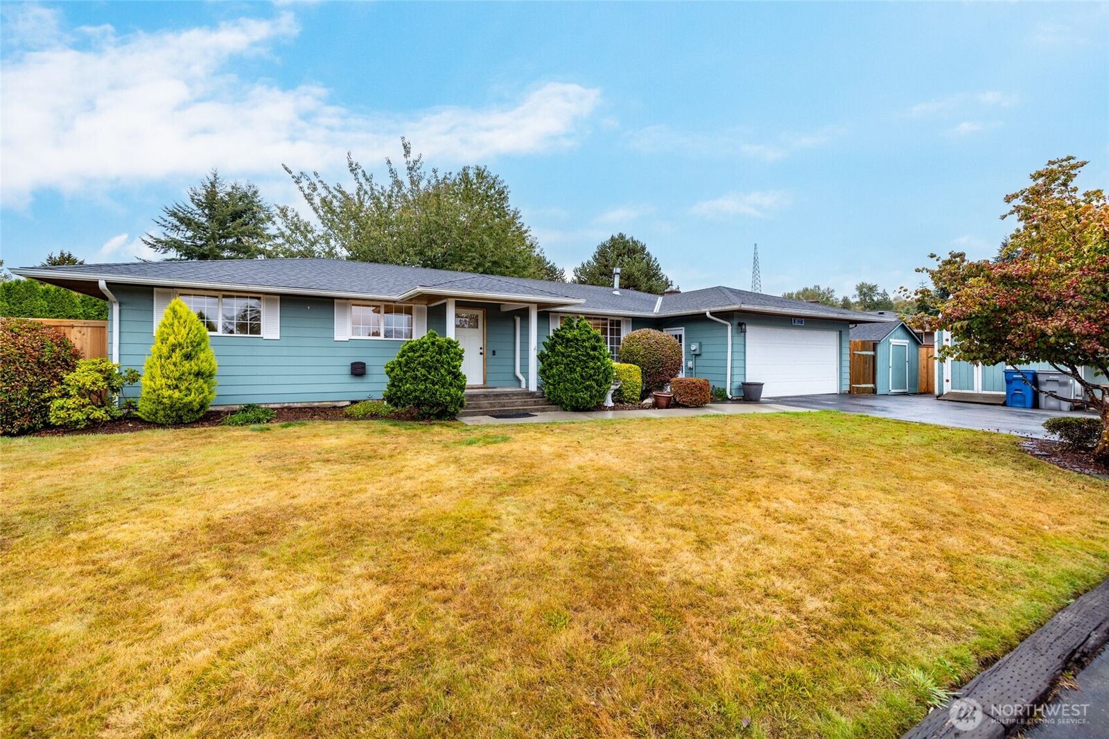 Property Photo: 18727 Fishermans Loop WA 98233