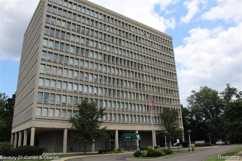 Property Photo: 22700 Garrison Street 1004 MI 48124