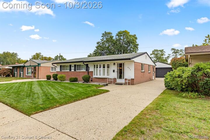 Property Photo: 627 Darwin Street MI 48186