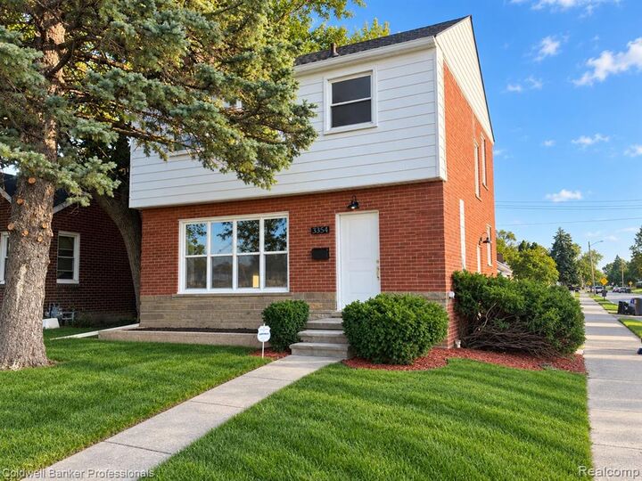 Property Photo: 3354 E Outer Drive Drive MI 48234