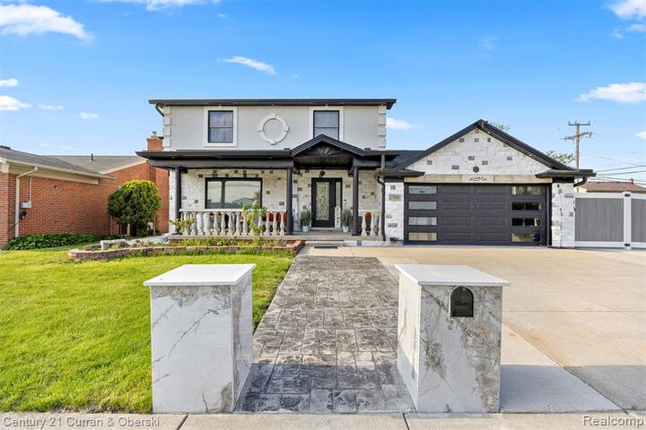 Property Photo: 27006 Kingswood Drive MI 48127
