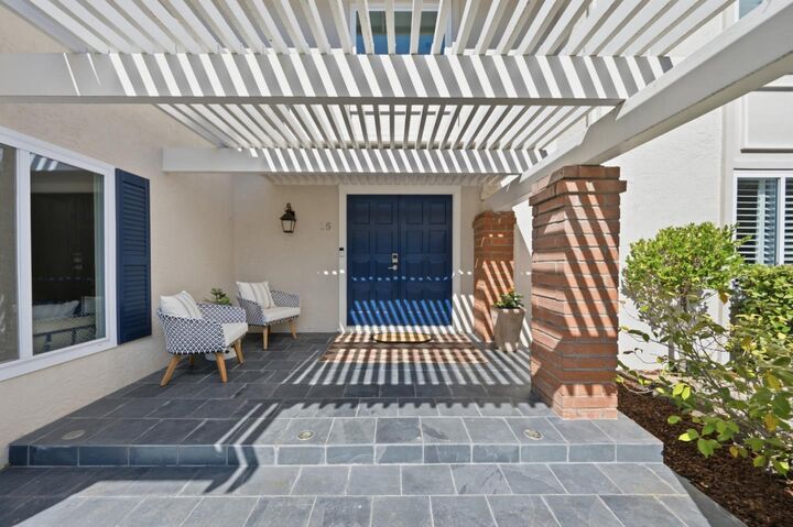 Property Photo:  15 Waterloo Court  CA 94002 