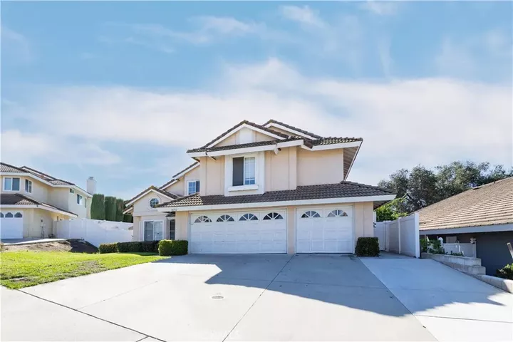 Property Photo: 40712 Pocona CA 92562