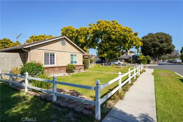 Property Photo:  6285 E Metz  CA 90808 
