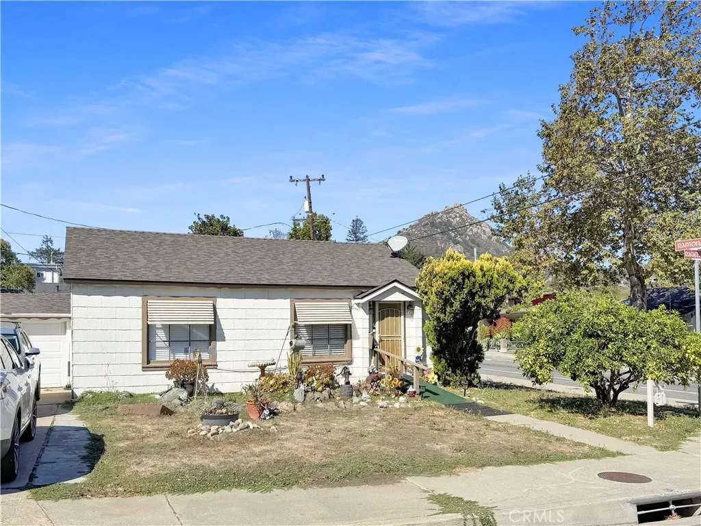 Property Photo:  31 Rafael Way  CA 93405 