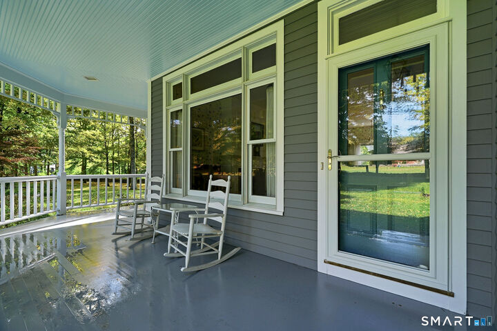 Property Photo:  6 Lord Hill Lane  CT 06371 