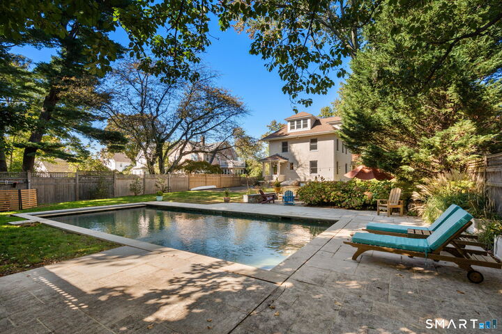 Property Photo:  25 Tremont Avenue  CT 06906 