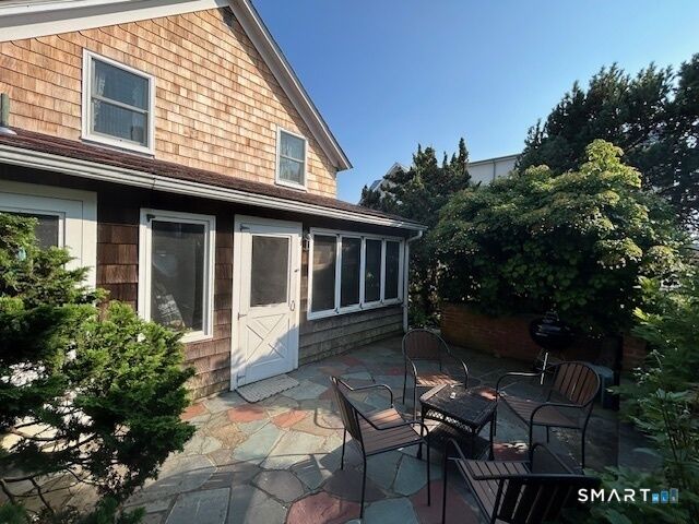 Property Photo:  195 Linden Avenue  CT 06405 