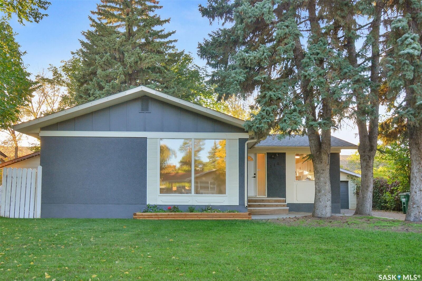 Property Photo:  110 Spinks Drive  SK S7H 4B9 