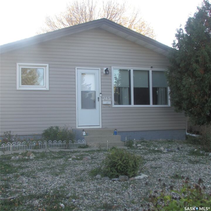 Property Photo: 245 Edward Street SK S4R 4W2
