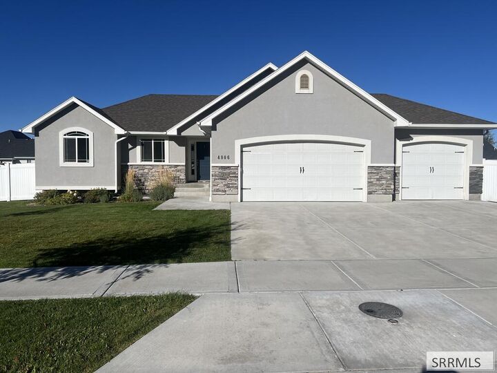 Property Photo:  4806 S Mountain Bend Drive  ID 83406 