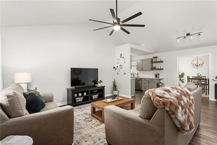 Property Photo: 206 Cushman Road NC 27249