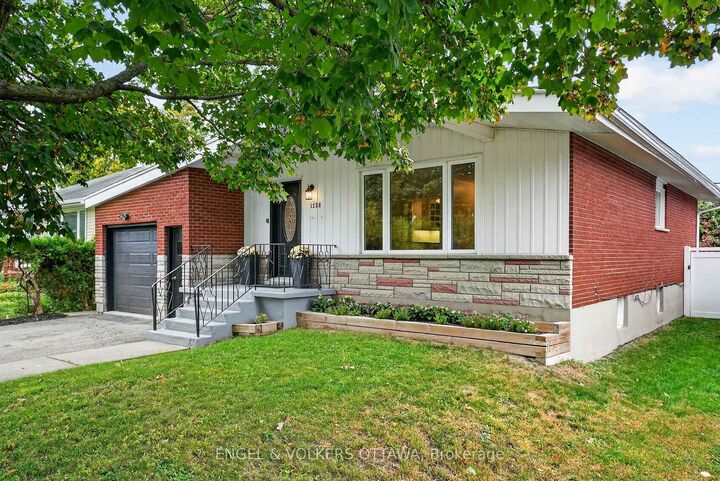 Property Photo:  1238 St. Paul Avenue  ON K1V 6V9 