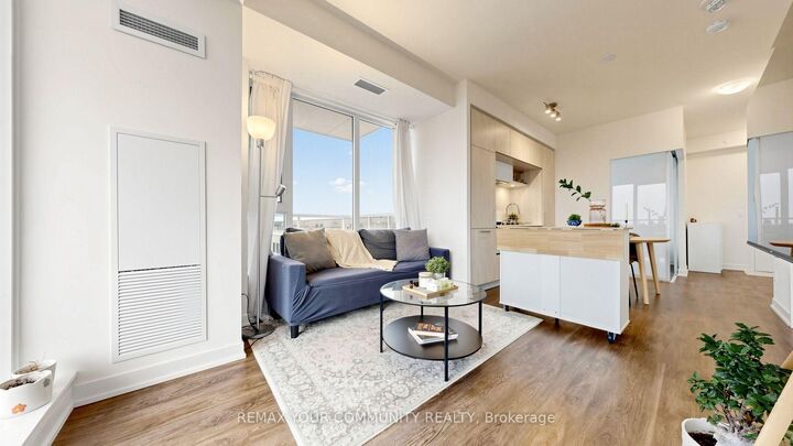 Property Photo:  2 David Eyer Road 524  ON L4S 0N6 