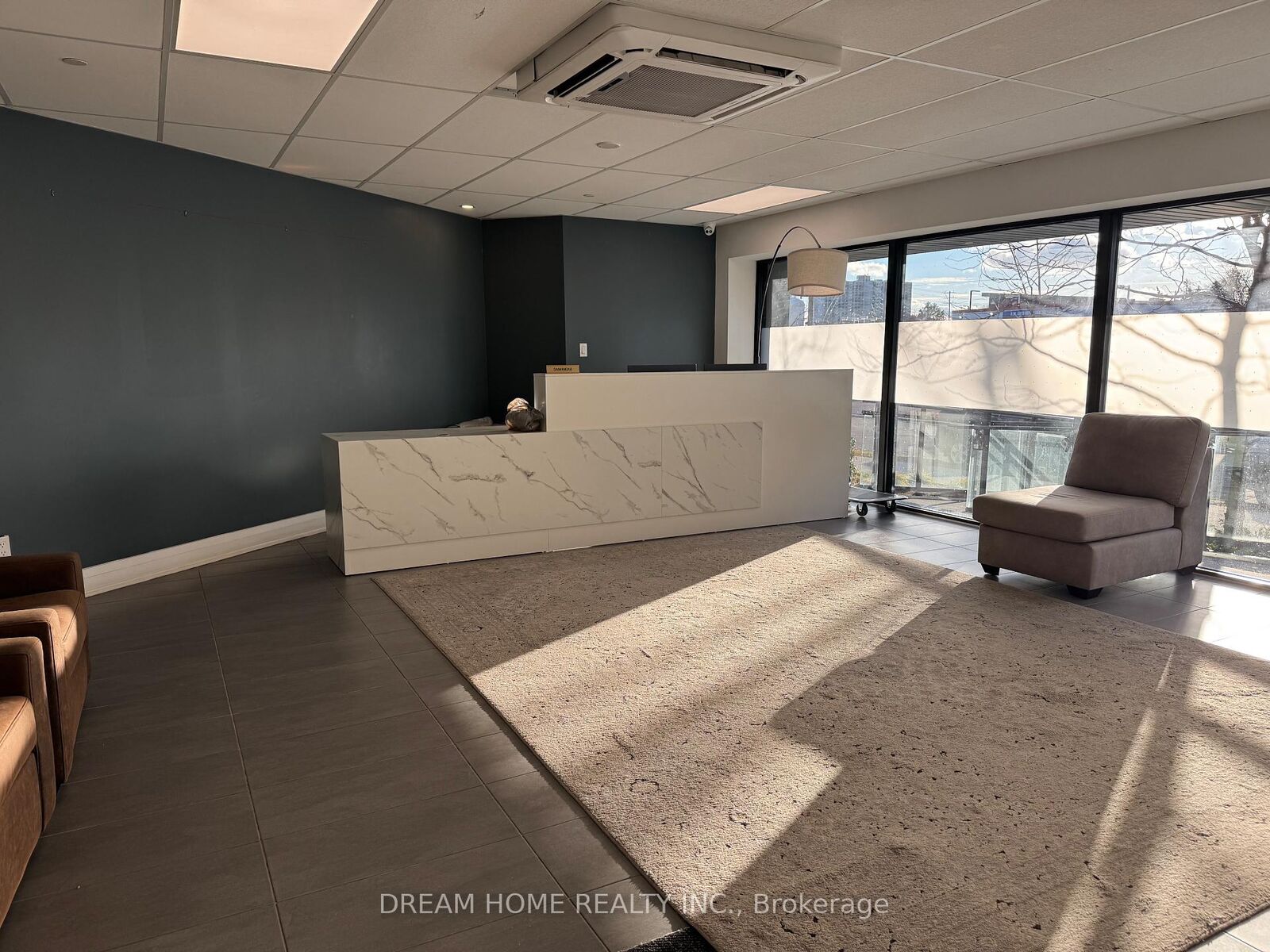 Property Photo:  3 Falaise Road B2  ON M1E 3B6 