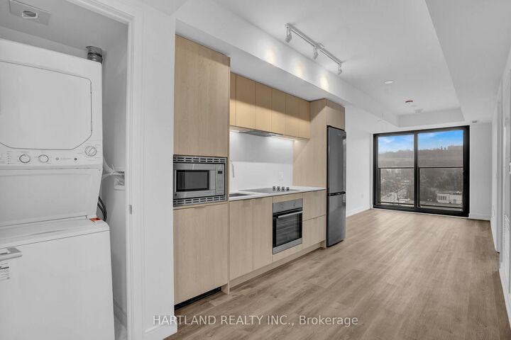 Property Photo: 1 Jarvis Street 928 ON L8R 3J2