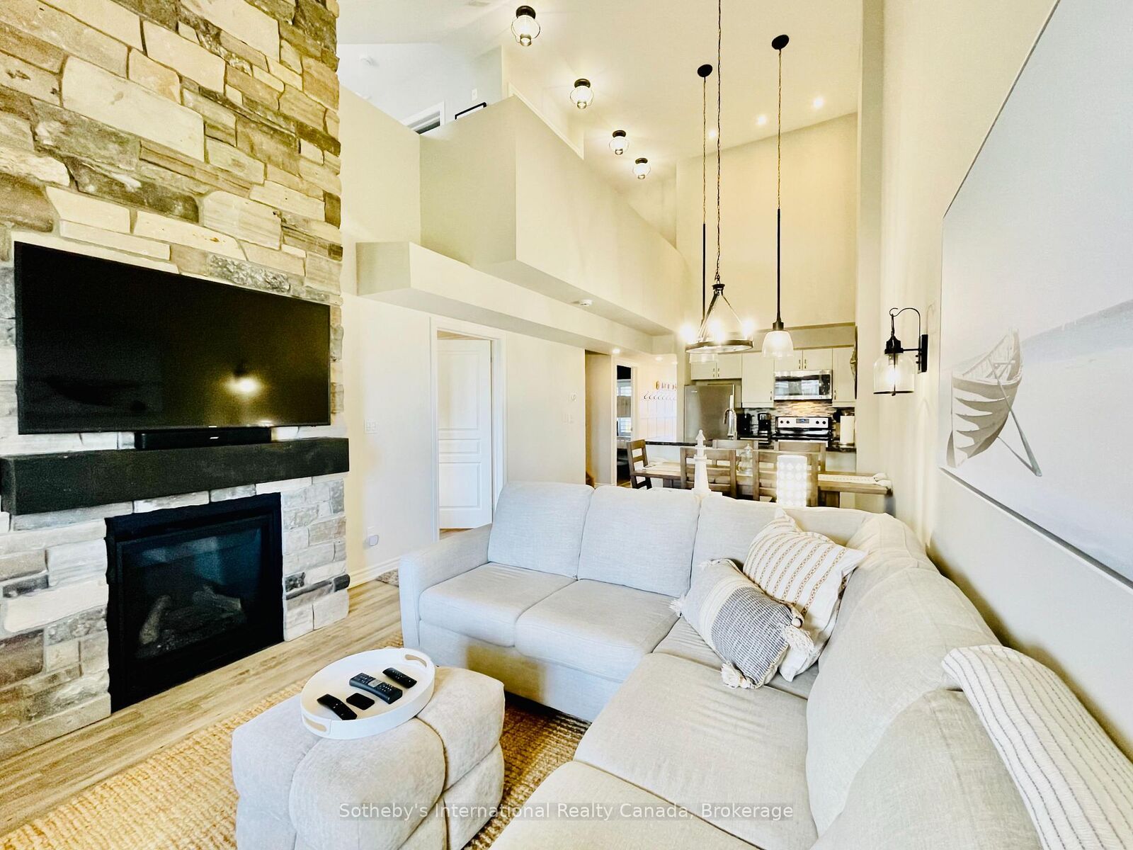 Property Photo:  7 Anchorage Crescent 306  ON L9Y 0Y6 