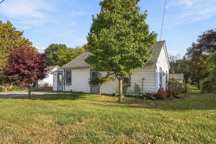 Property Photo: 9 Rogers Street ON K0K 2T0