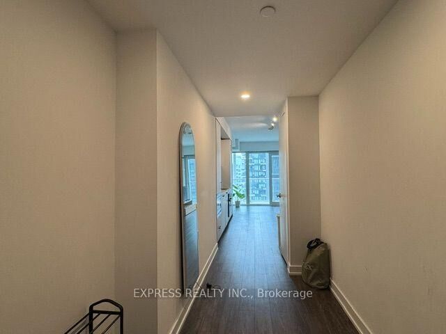 Property Photo:  88 Queen Street E 2616  ON M5C 0B6 