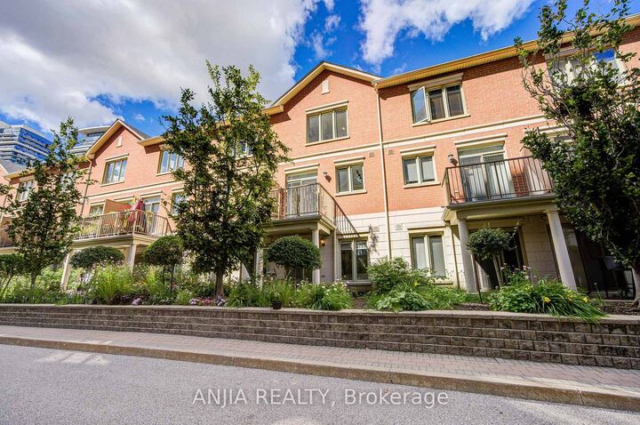 Property Photo: 25 Galleria Parkway ON L3T 0A4