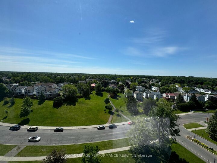 Property Photo:  2760 Carousel Crescent 1209  ON K1T 2N4 