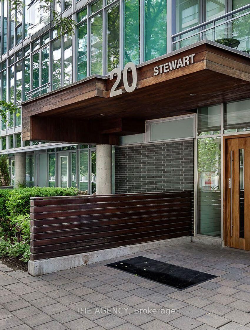 Photo de la propriété:  20 Stewart Street 17  ON M5V 1H6 