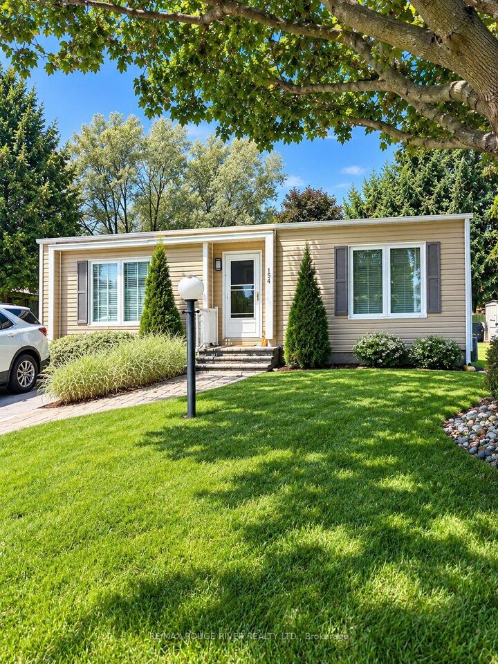 Property Photo:  154 Wilmot Trail  ON L1B 1B9 