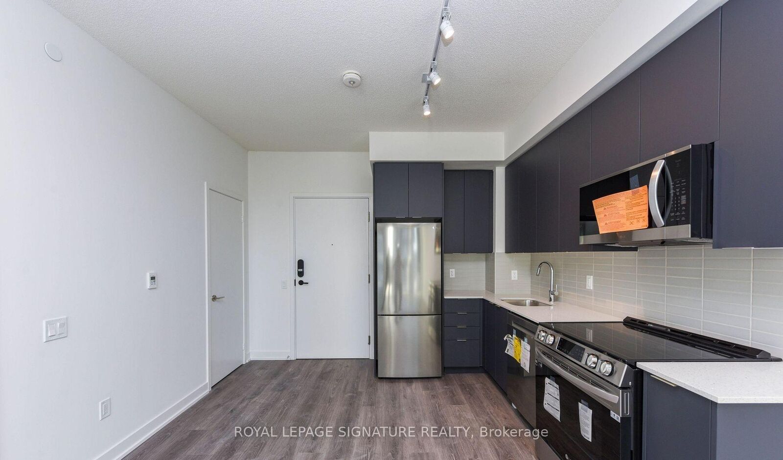 Property Photo:  225 Malta Avenue 315  ON L6Y 4M5 