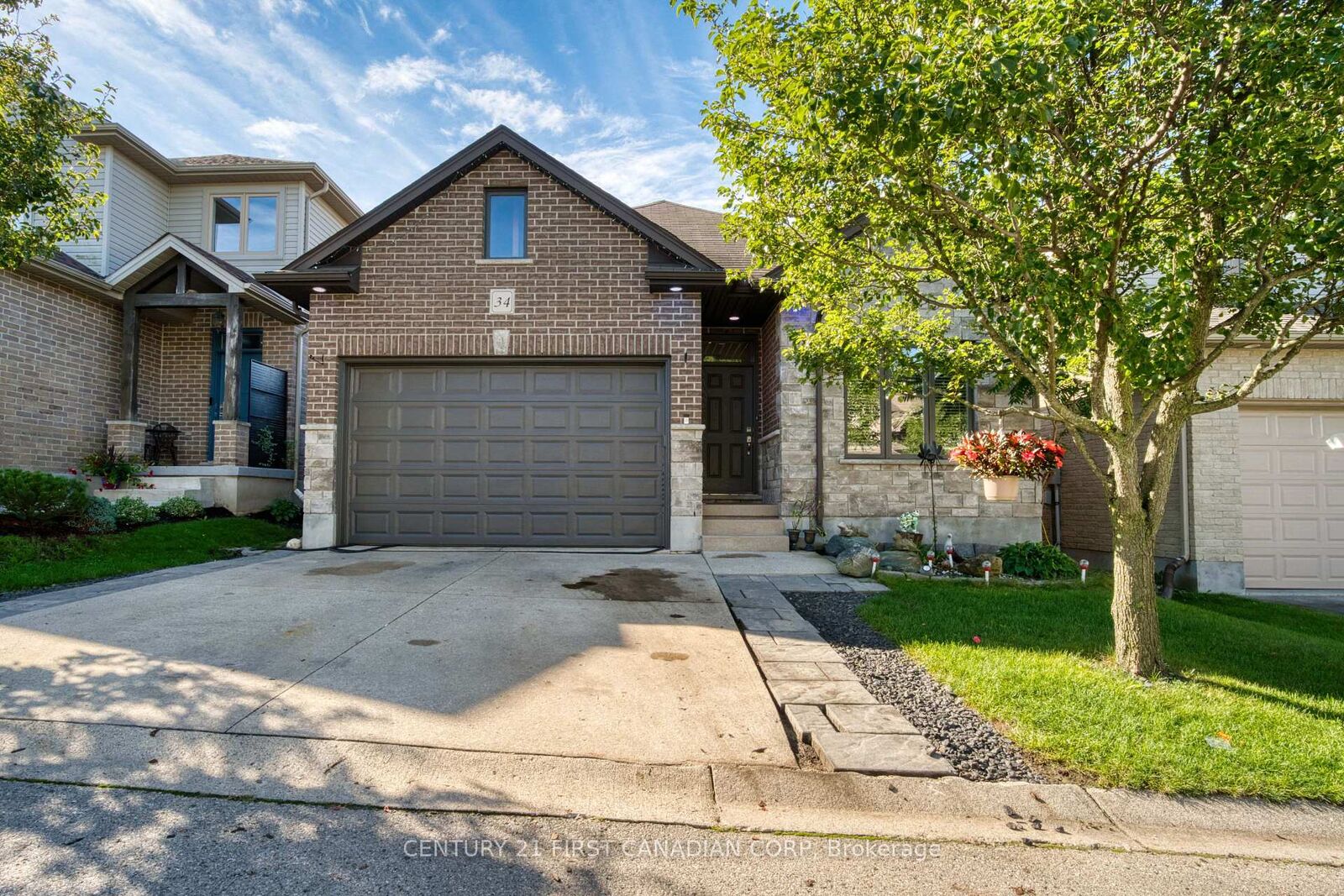 Property Photo:  777 Apricot Drive 34  ON N6K 5B3 